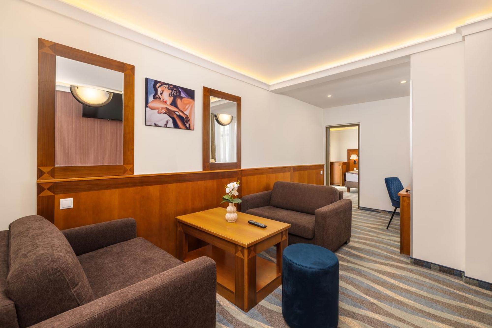 Hotel Carlton Buda Castle Budapest